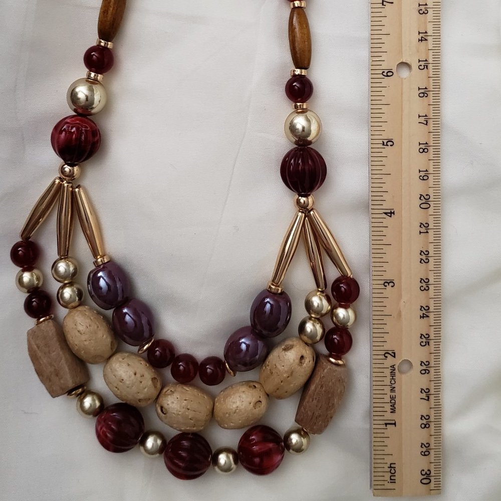Statement necklace